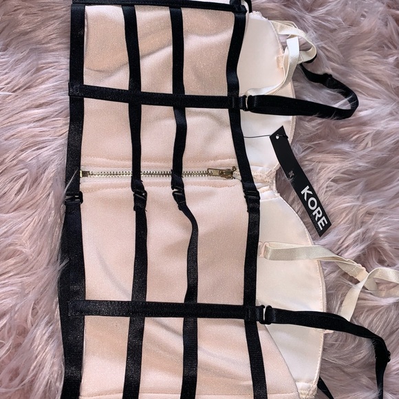 Crop Top - Picture 3 of 4